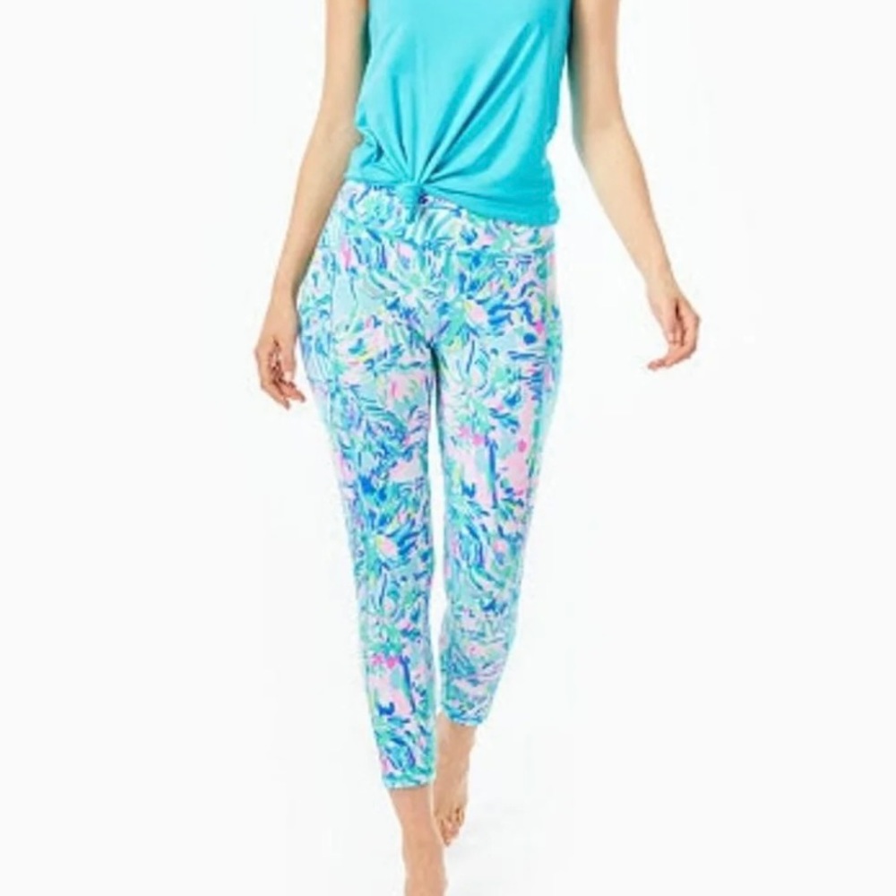 EUC Lilly Pulitzer Weekender High Rise Midi in Blue Ibiza Cabana Cocktail